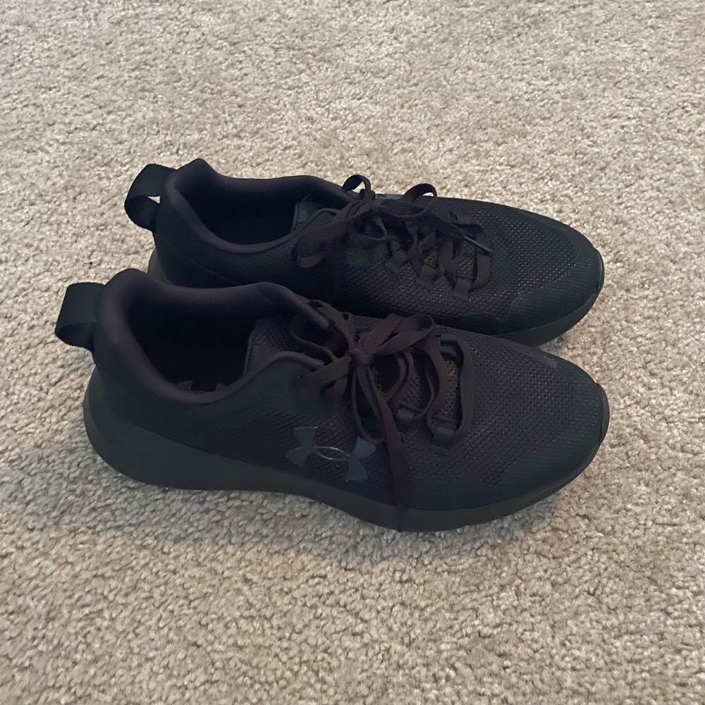 Under Armour Tennis Shoes